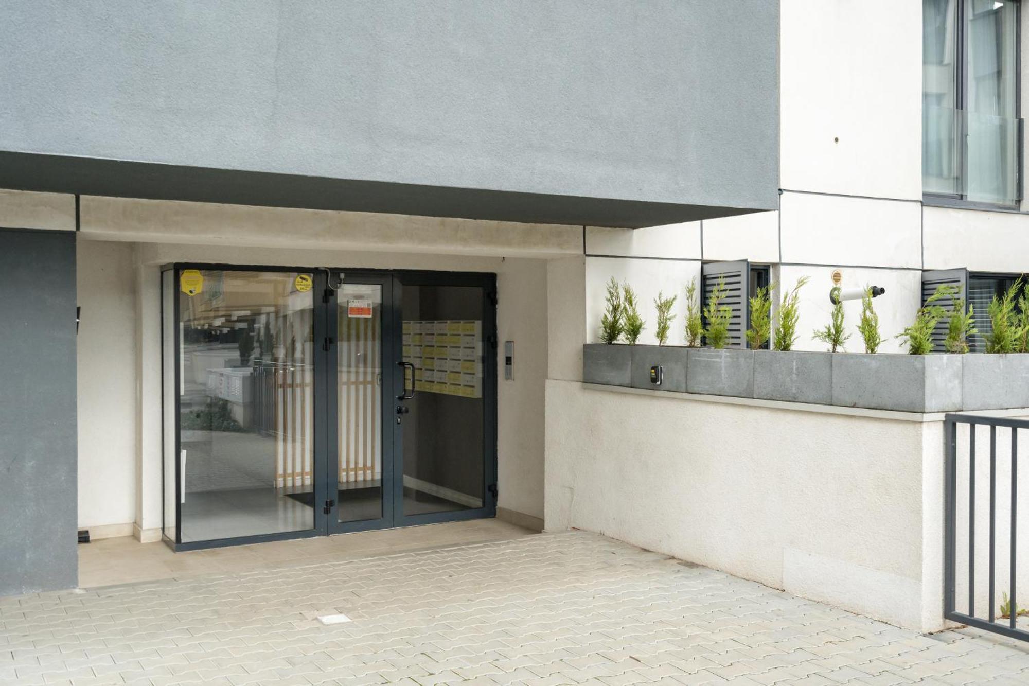 Papini'S Apartment -Apartment With Big Terrace Bucarest Exterior foto